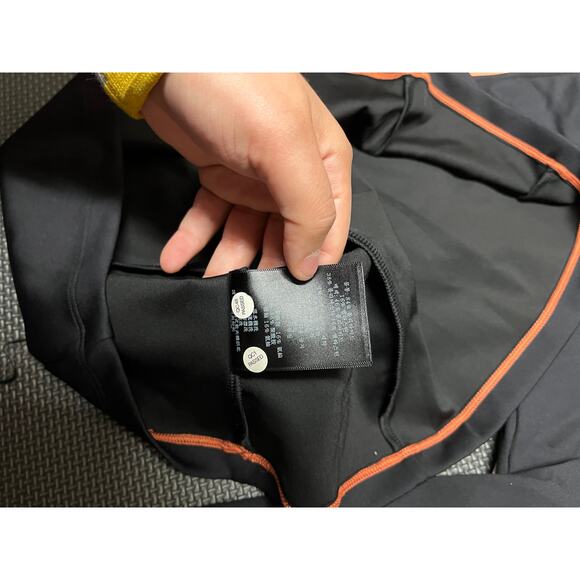 AETHER Women's 1/2 Zip Sleeve Pocket Sweater in Black Medium Athletic - Picture 7 of 10